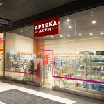 witryna sklepu apteka acer w galerii veneda