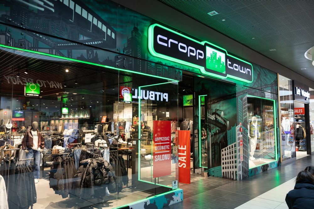 witryna sklepu Cropp w galerii veneda