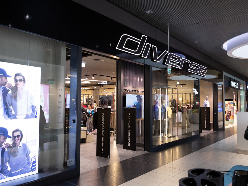 witryna sklepu diverse w galerii veneda