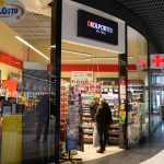 kiosk kolporter w galerii veneda