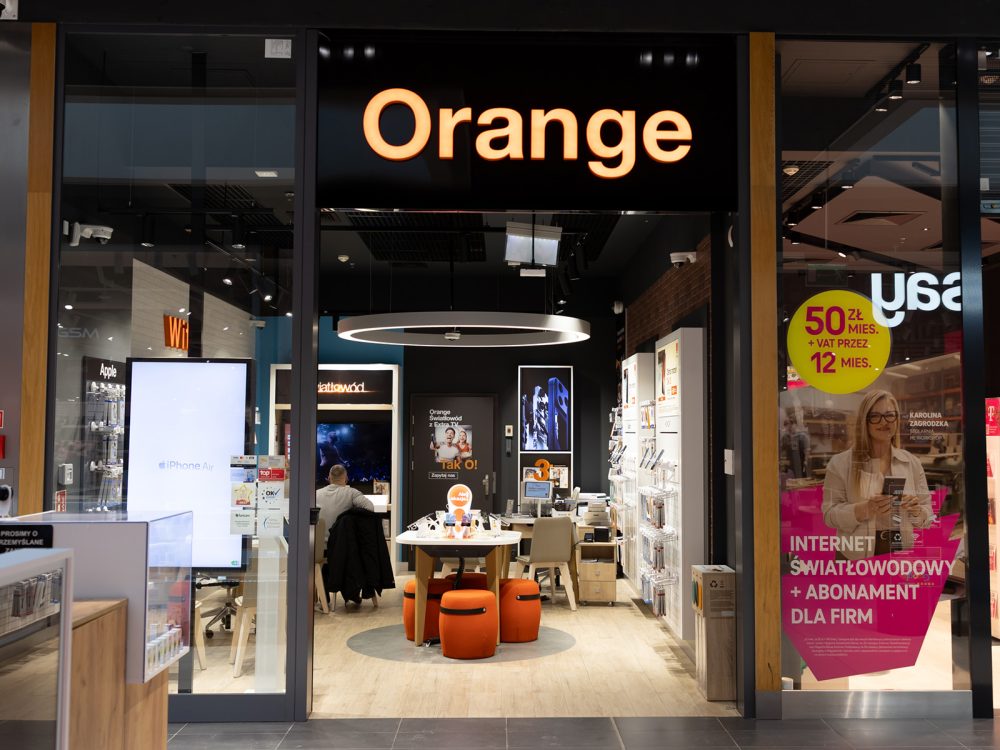 witryna salonu orange w galerii veneda