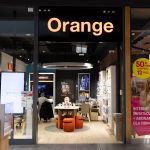 witryna salonu orange w galerii veneda