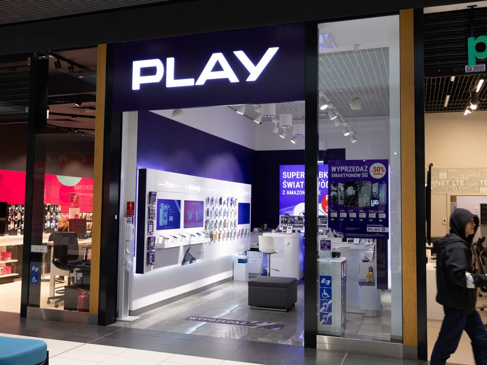 witryna salonu play w galerii veneda