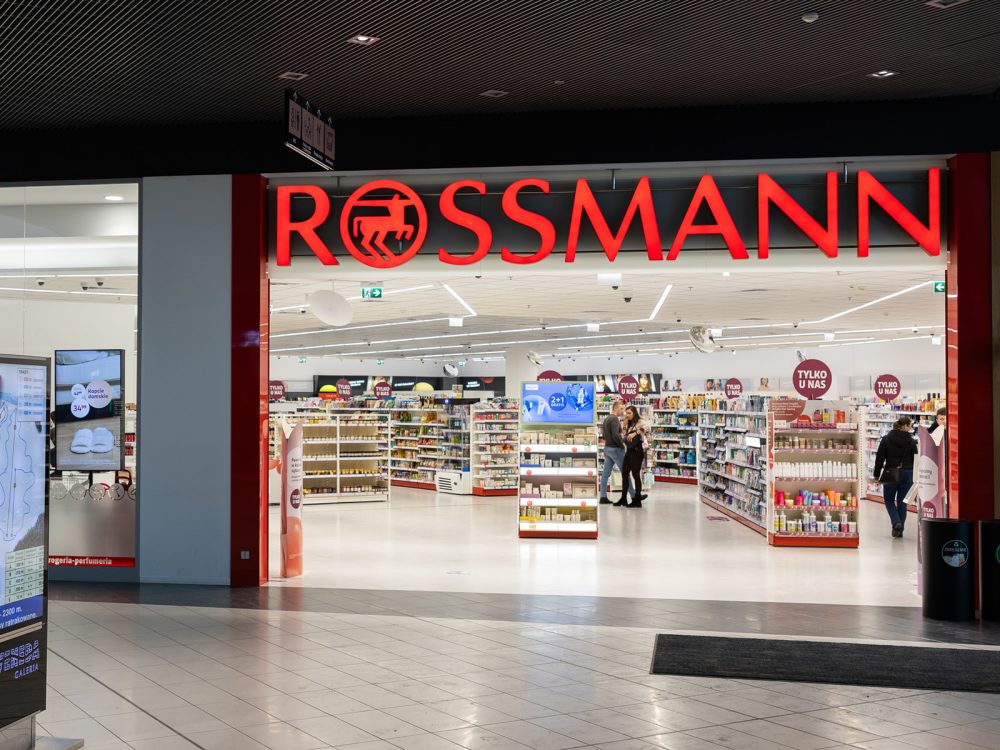 witryna sklepu rossmann w galerii veneda