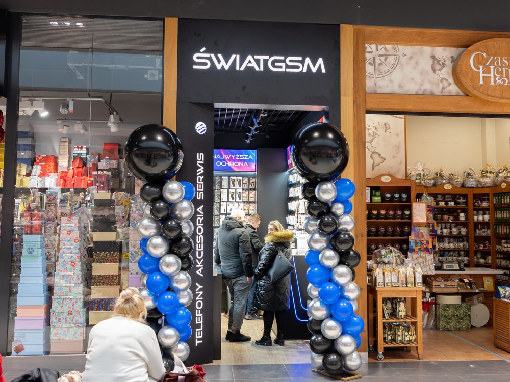 witryna sklepu świat gsm w galerii veneda